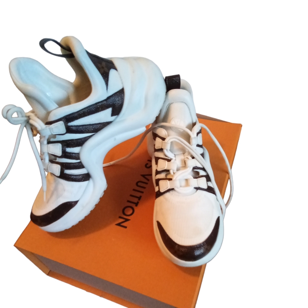 Authentic Louis Vuitton Archlight Trainer Sneakers